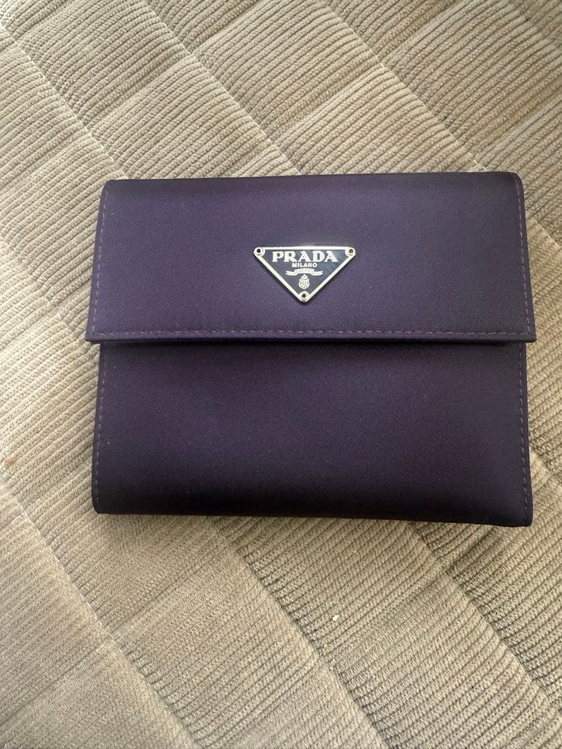 【美品】 PRADA プラダ　サフィアーノ　三つ折り財布　パープル　三角ロゴ