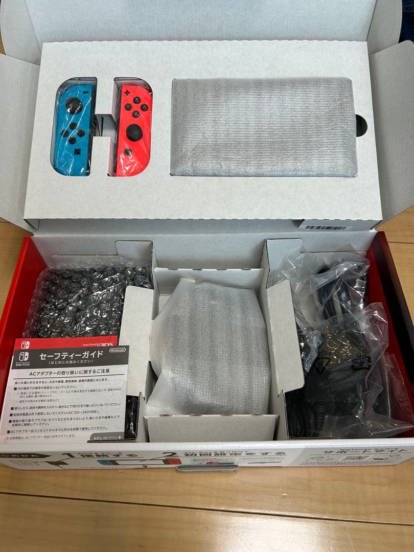任天堂 Switch 付属品全て有り
