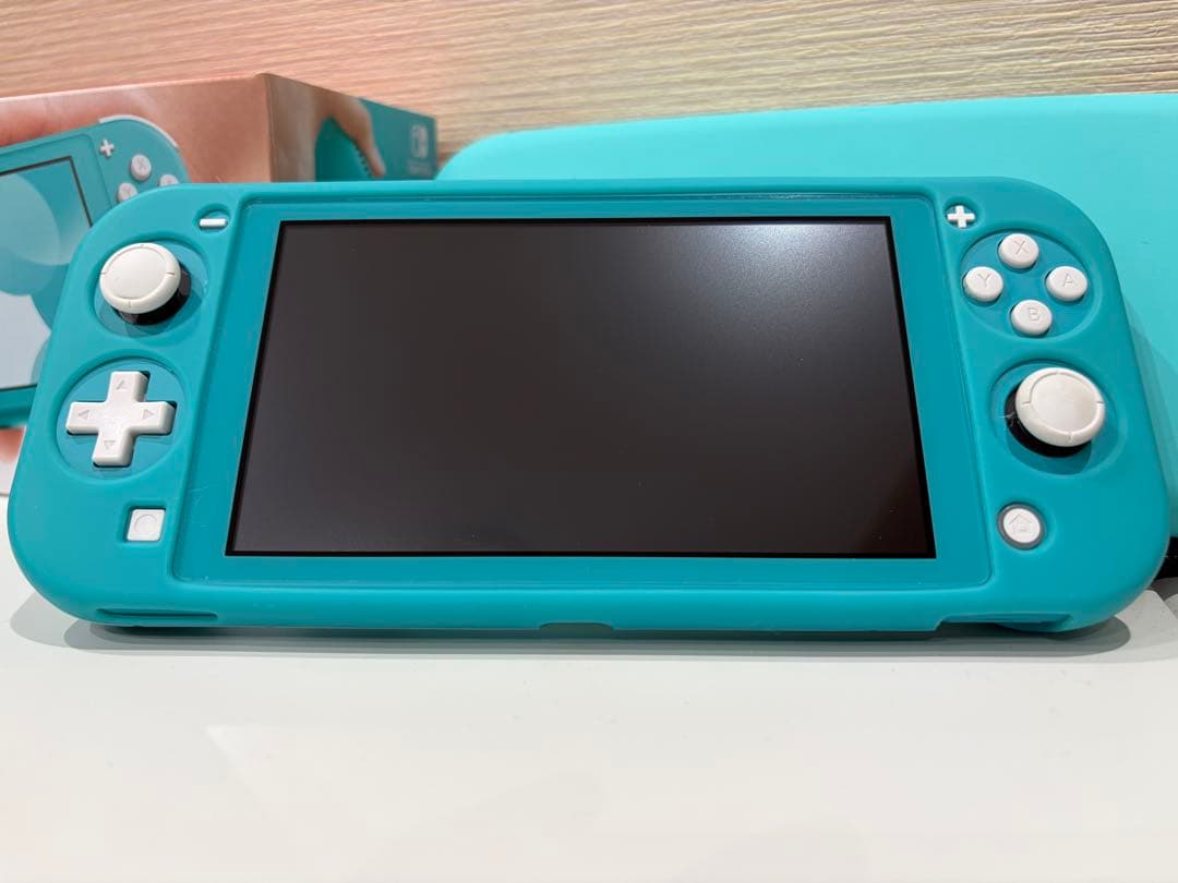 Nintendo Switch Lite 本体　ターコイズ　箱、充電器、ケース
