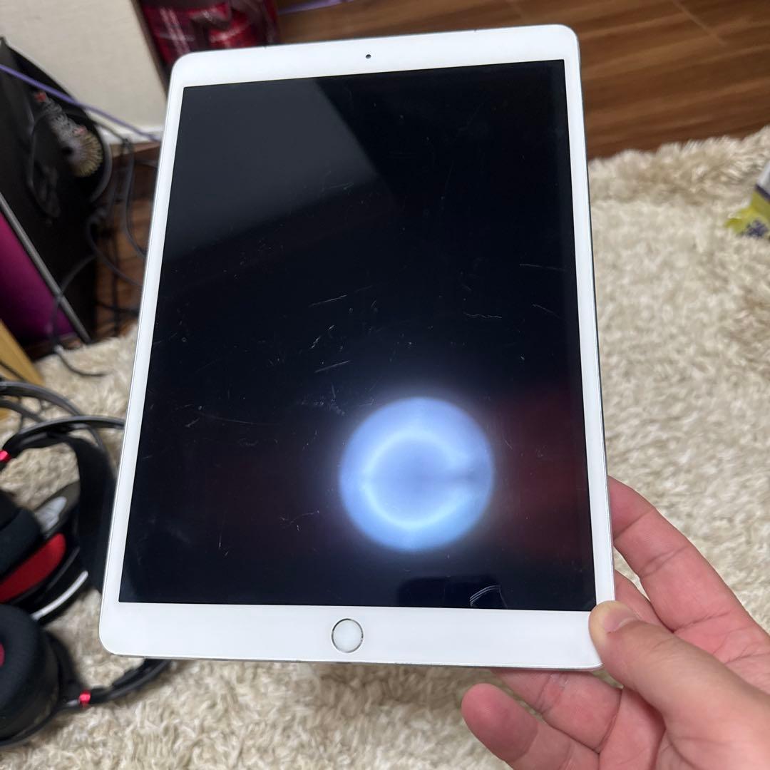 レ*ク様 Apple iPadPro10.5インチ シルバー A1709 64G