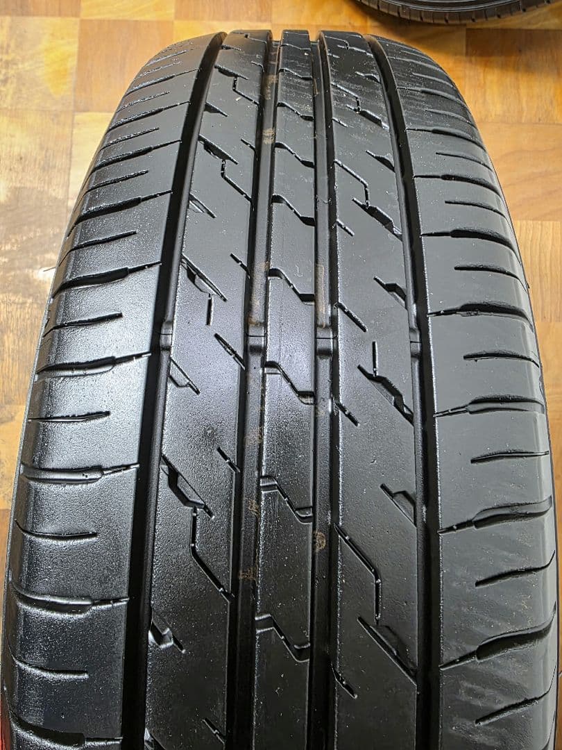 195/65R15 夏タイヤ 年式特価品 深溝
