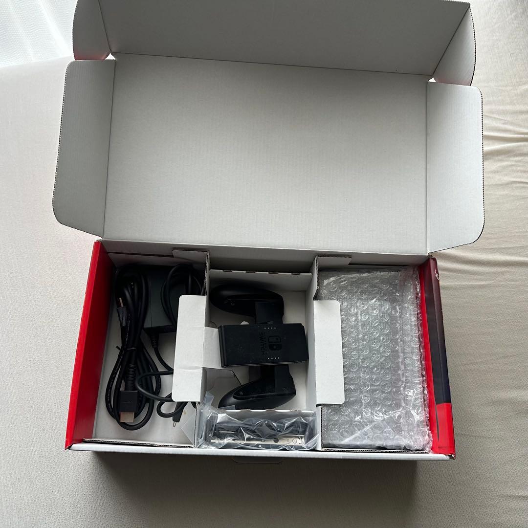 動作確認済み　Nintendo Switch 本体　付属品完備　グレー