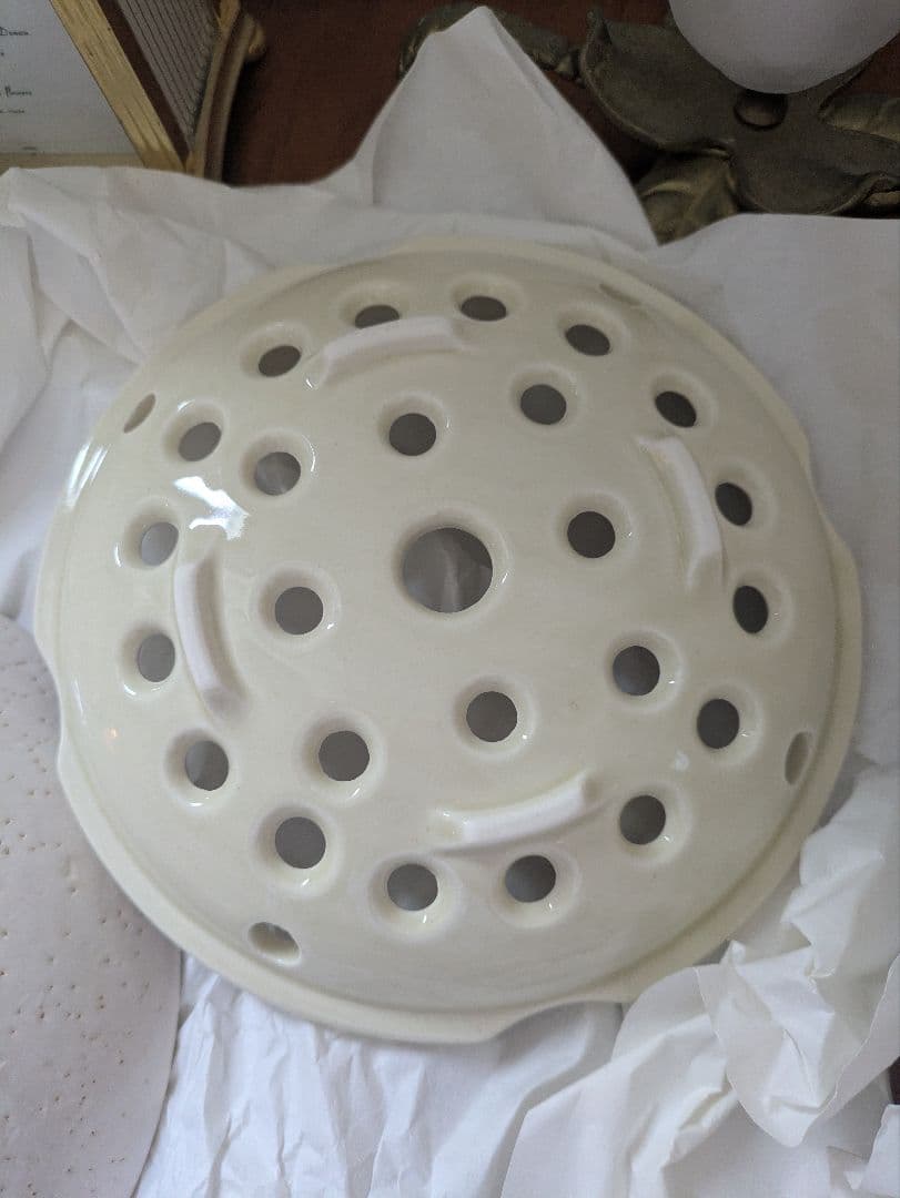 長谷園 伊賀土鍋 大 ヘルシー蒸し鍋 陶製すのこ付き 直径約20cm