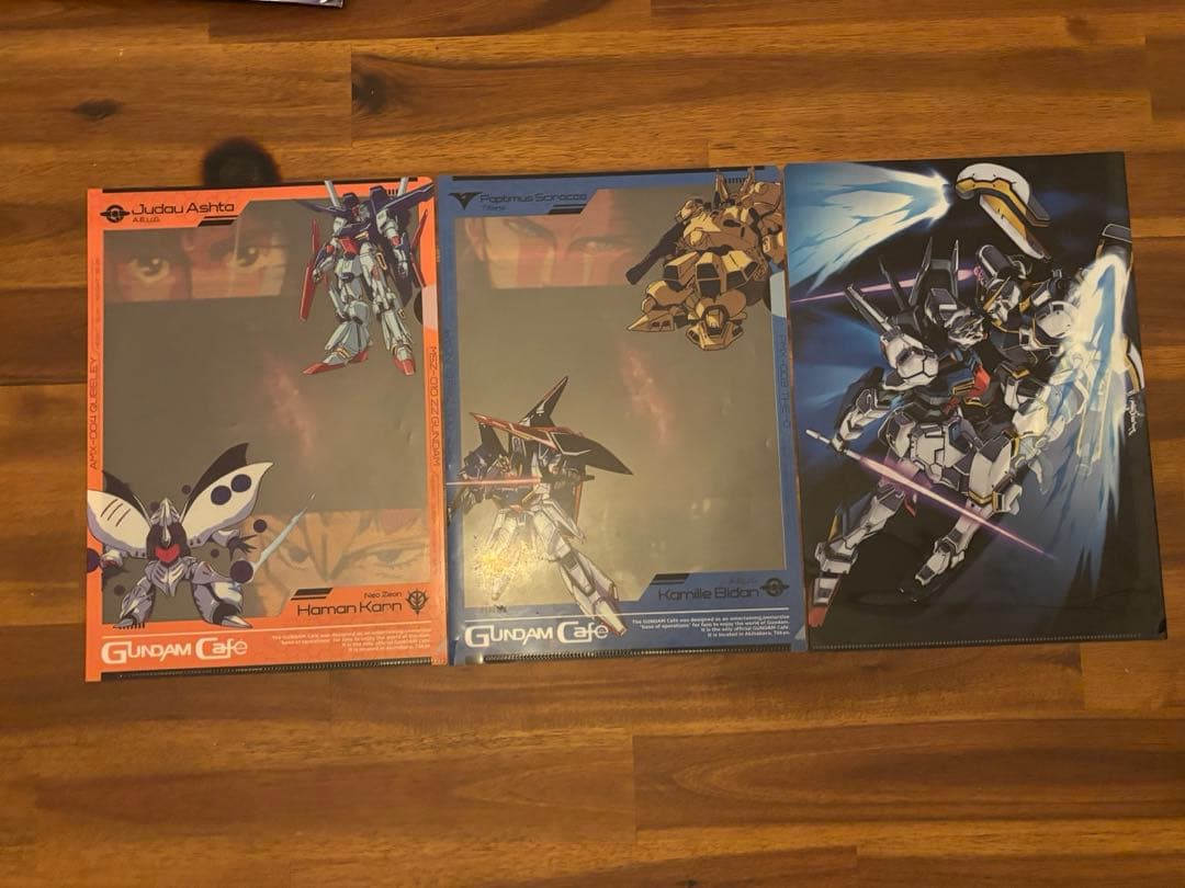 機動戦士ガンダム　サイン付き　クリアファイル　まとめ売り　おまけ付き