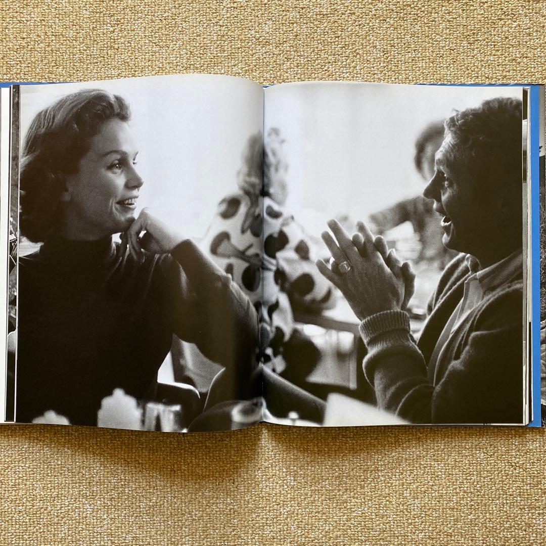 STEVE M cQUEENの生き生きとした写真集で数ページを載せました。