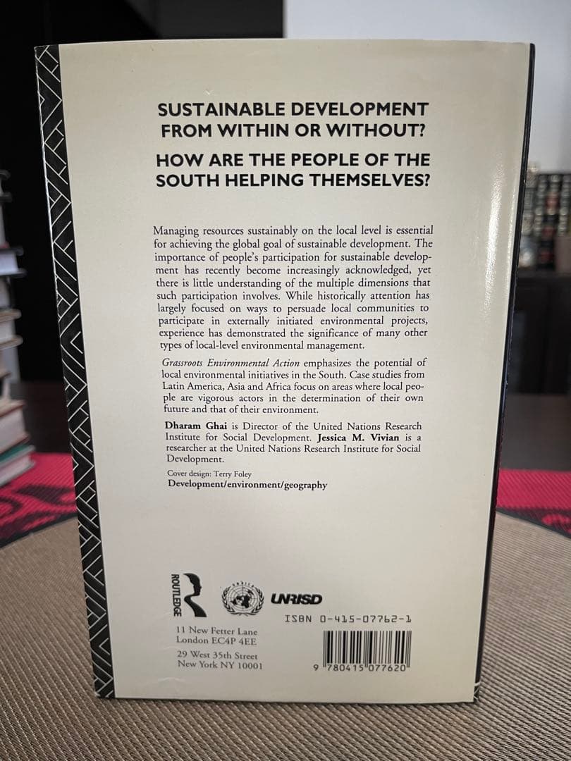洋書 Grassroots Environmental Action