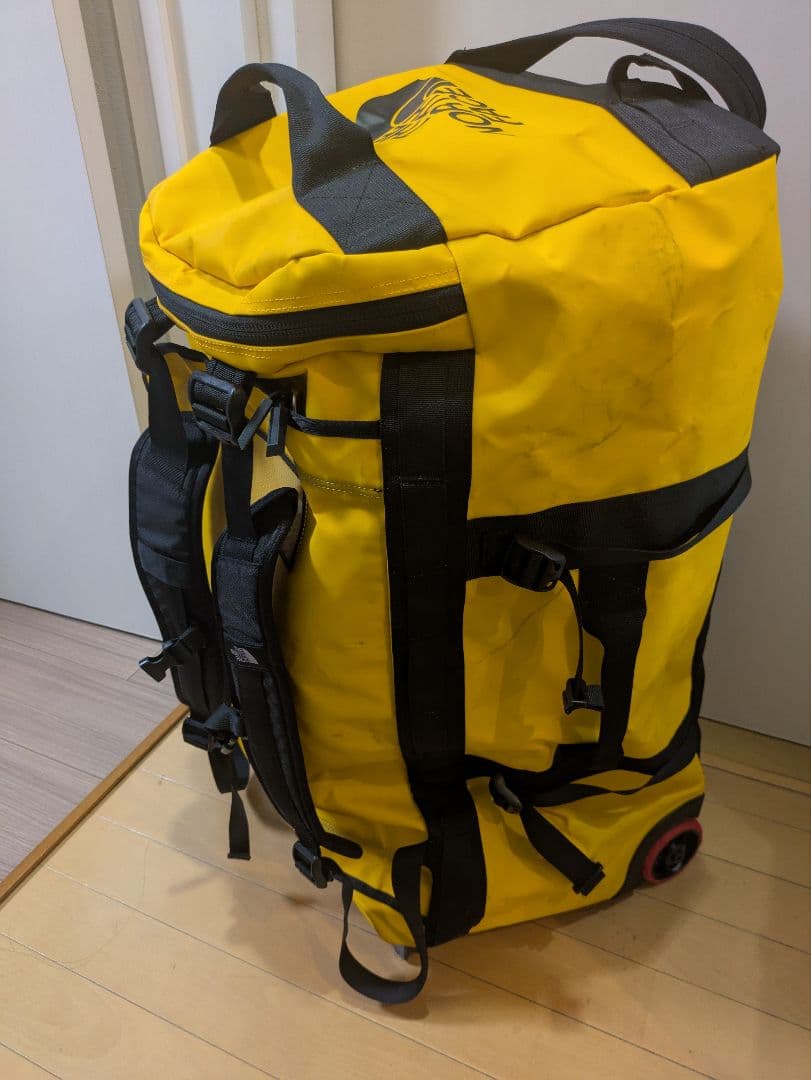 THE NORTH FACE キャリーバッグ 大容量イエロー ローリングダッフル