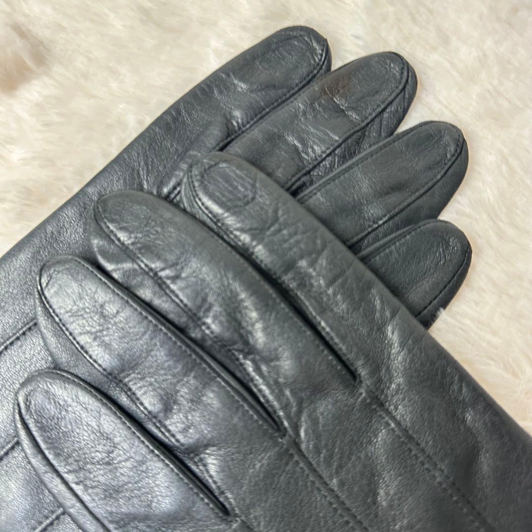 てぃかすぃ 様用Burberry レザー手袋 黒 ノバチェック柄