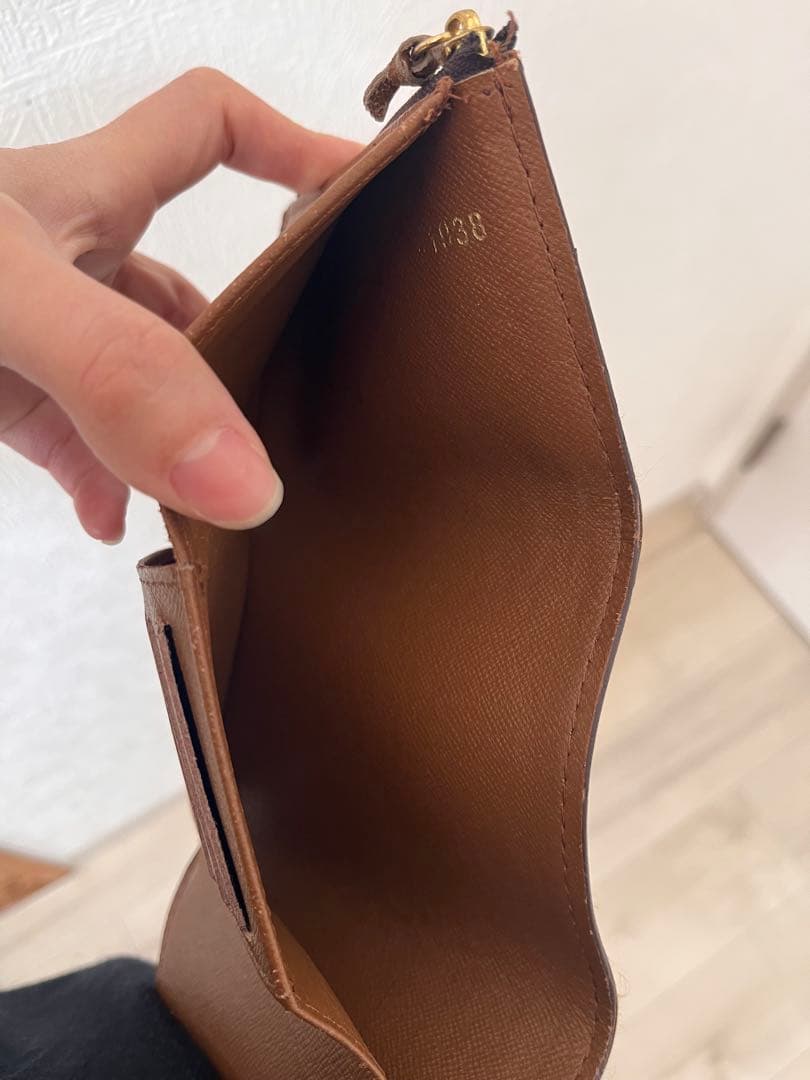 Louis Vuitton ブラウン三つ折り財布