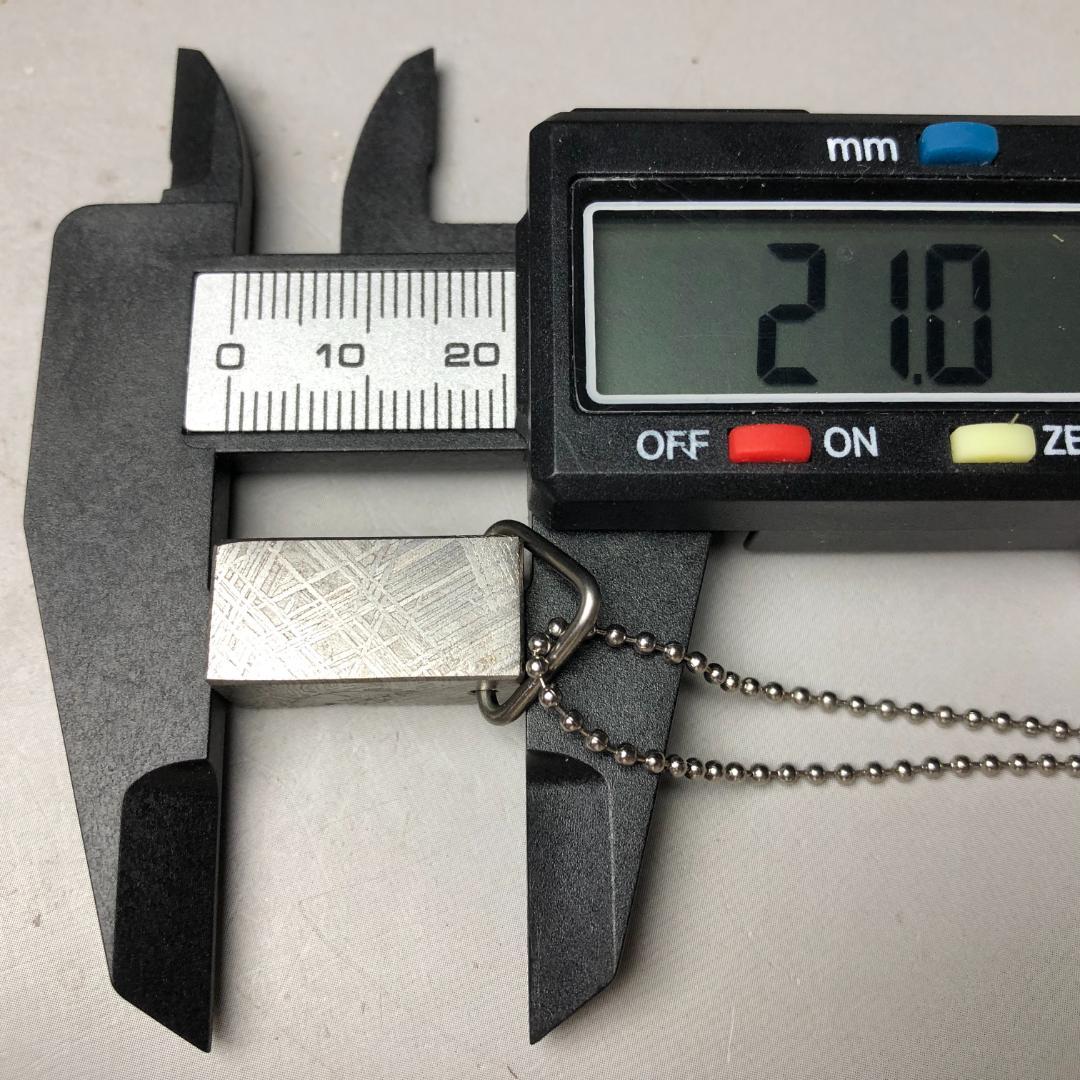 隕石　ムオニオナルスタ隕石　メテオライト ペンダント　鉄隕石　重さ約19ｇ