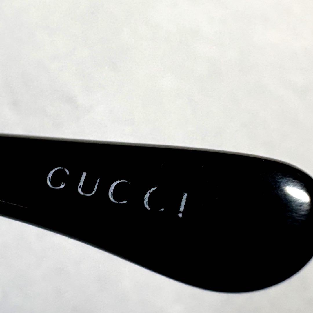 美品　GUCCI サングラス イタリア製 ブラック