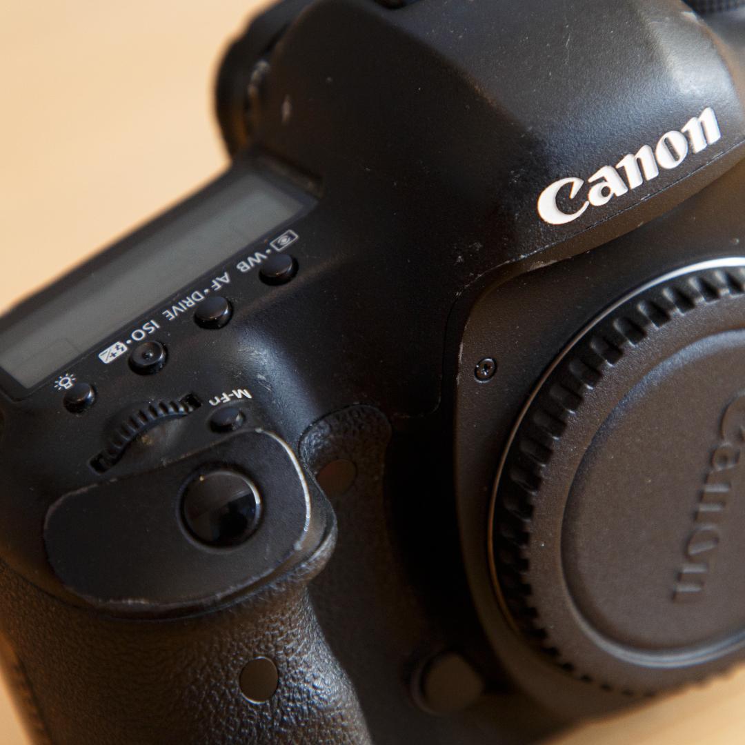 ★動作品★ Canon キヤノンEOS 5D Mark Ⅲ 3★送料無料★