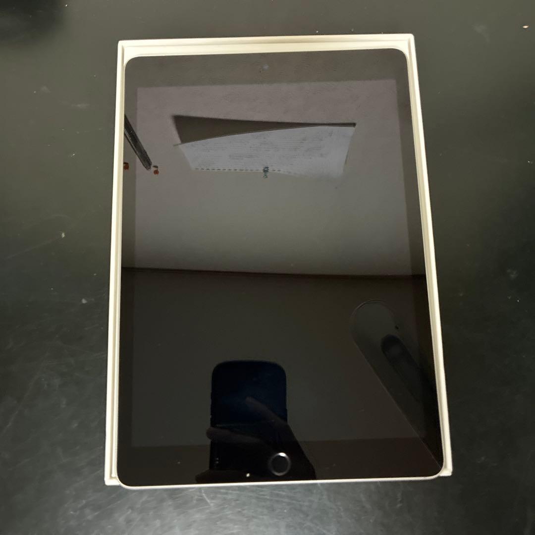 iPad 第9世代Wi-Fi + Cellular 64GB