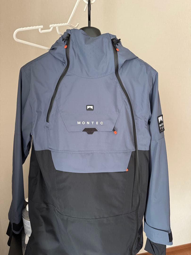 MONTEC スノーボードウェア ジャケットL サイズ