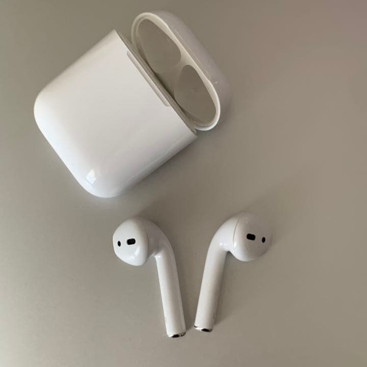 スマホアクセサリー Apple AirPods