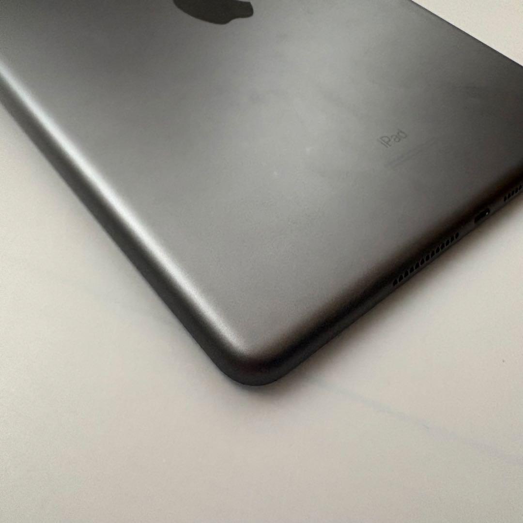 iPad 第9世代 256GB Wi-Fiモデル スペースグレイ（箱・付属品付）