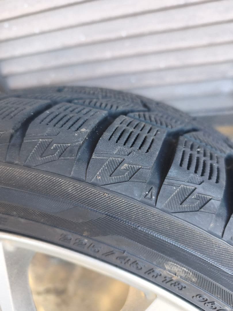引き取り歓迎割引225/45 R18インチ スタッドレスタイヤ ホイール セダン