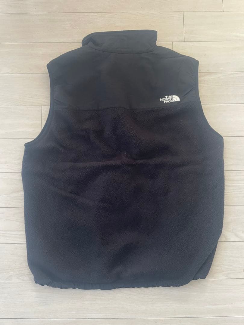 【クリーニング済み】THE NORTH FACE ブラック　　デナリベスト