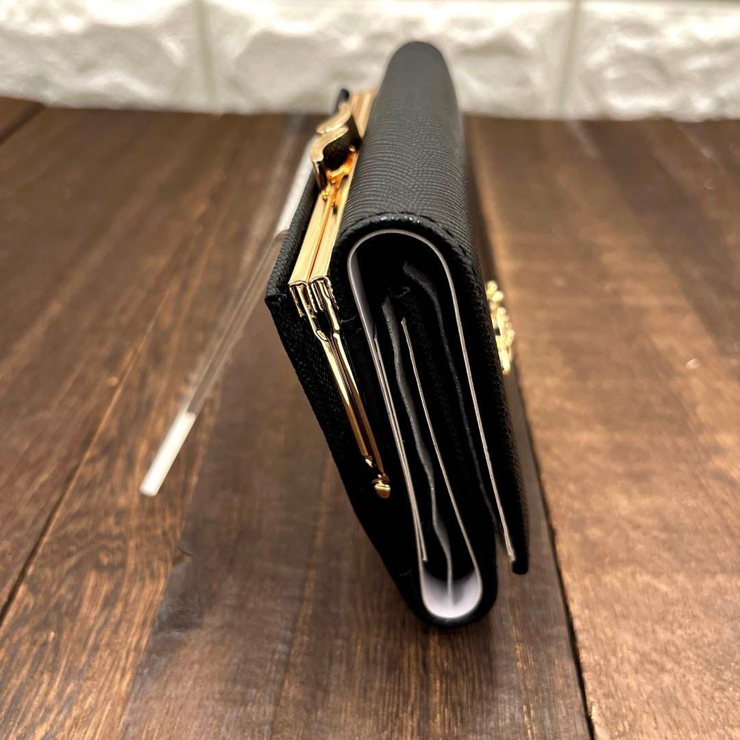 新品未使用　ヴィヴィアンウエストウッド 三つ折財布　黒　がま口