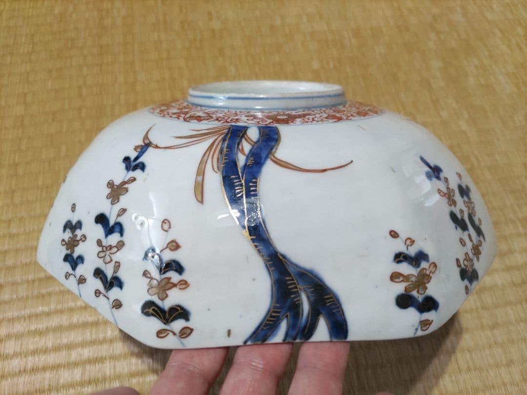 時代！金唐草花籠図　古伊万里 金彩 色絵 八角鉢（対角径27cm）花銘