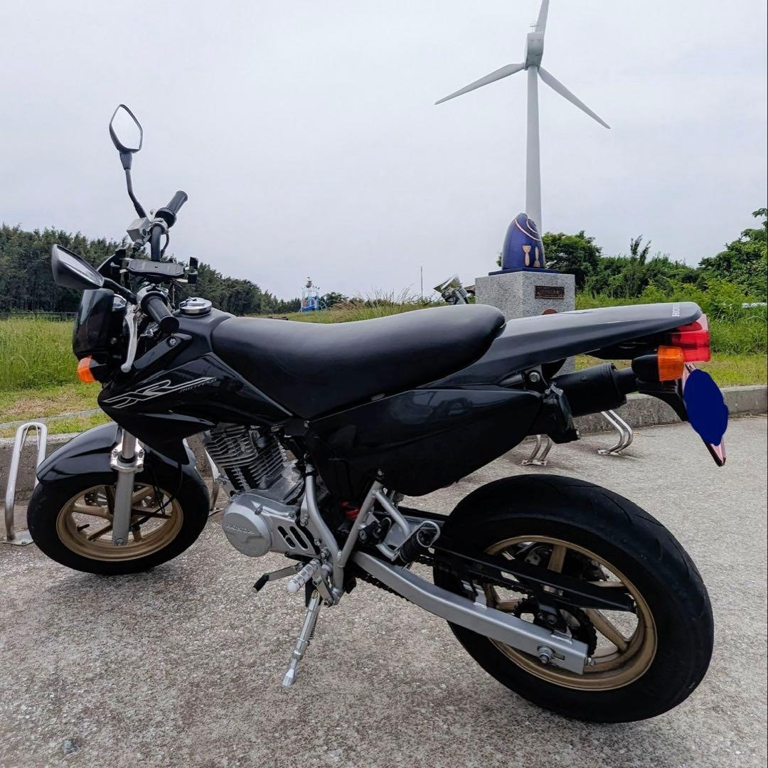 XR100モタード 純正改ハイシート