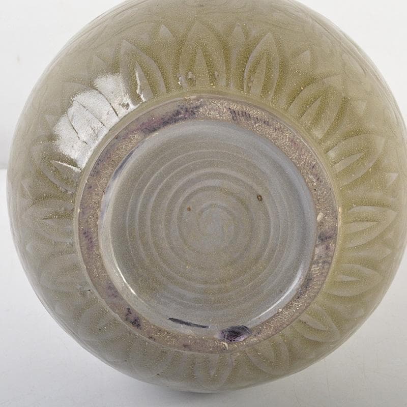 中国　龍泉窯　青磁　陰刻花卉文　玉壺春瓶　N　R5762C