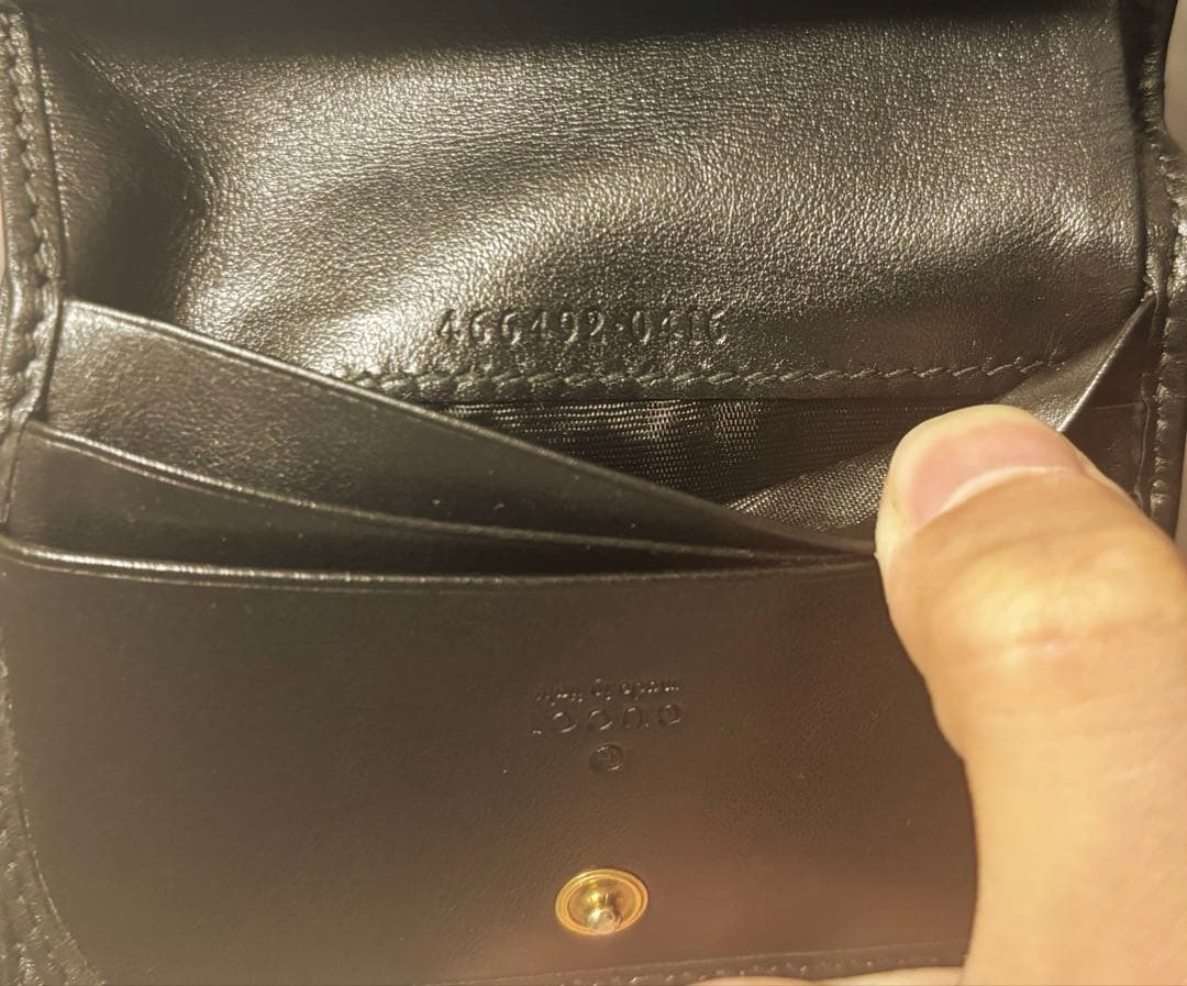 GUCCI マーモント マトラッセ ブラック 二つ折り財布
