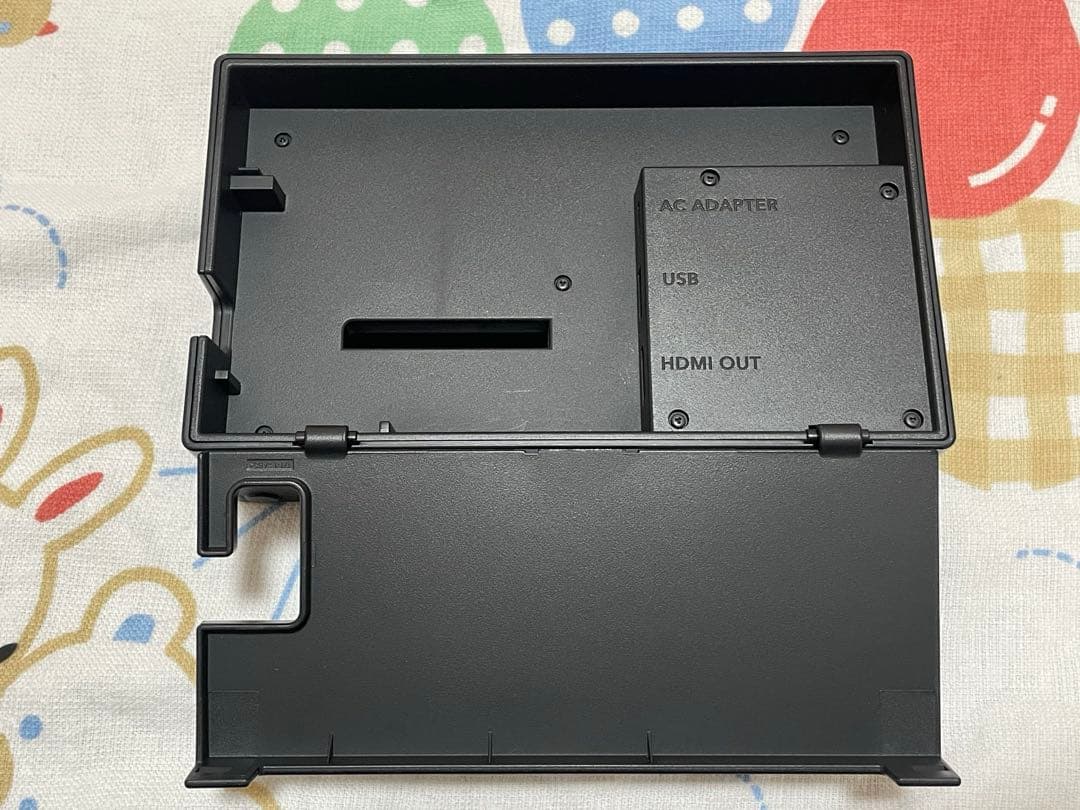 中古 Nintendo Switch 本体 箱付き
