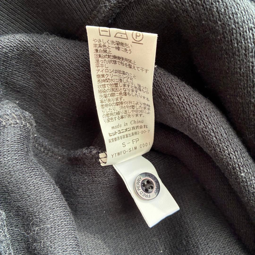 FREDPERRY 別注ワンポイントロゴ刺繍 ロングスリーブポロシャツ ブラック