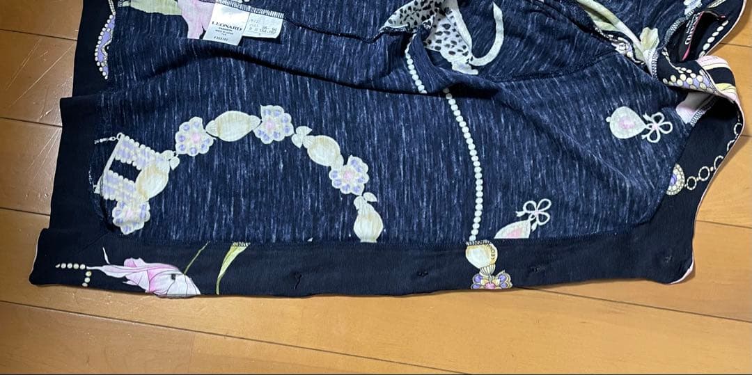 ♠️LEONARD(レオナール)♠️Lサイズ◆花柄◆長袖カーディガン
