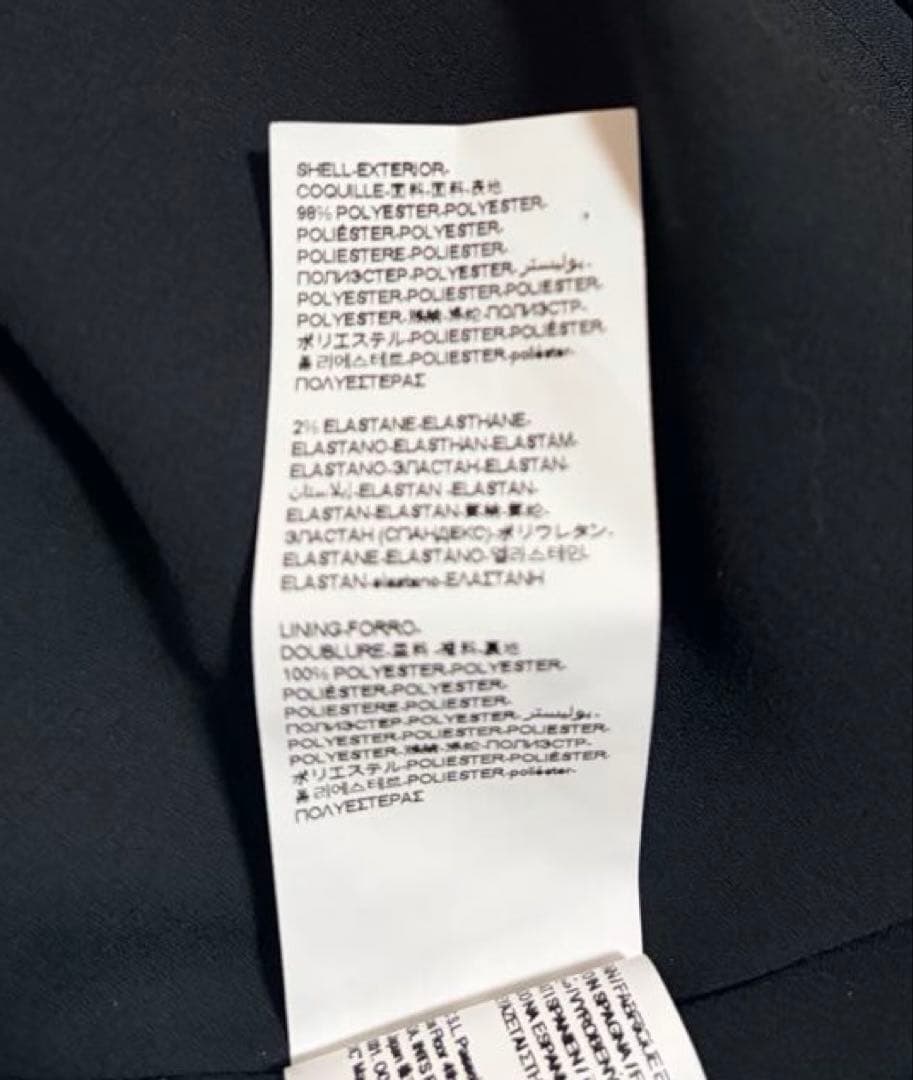 【Desigual】ワンピース 花柄　個性的デザイン　ベルスリーブ　新品