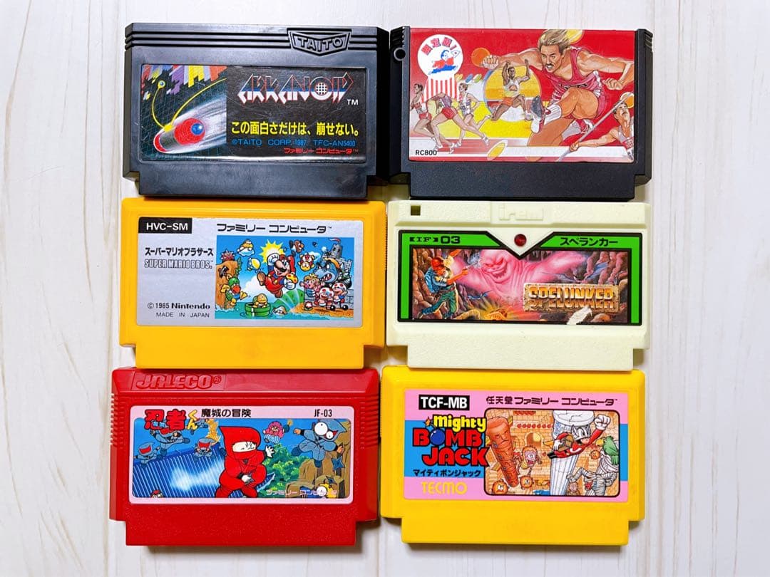 中古品 ファミリーコンピュータ カセット6本付き