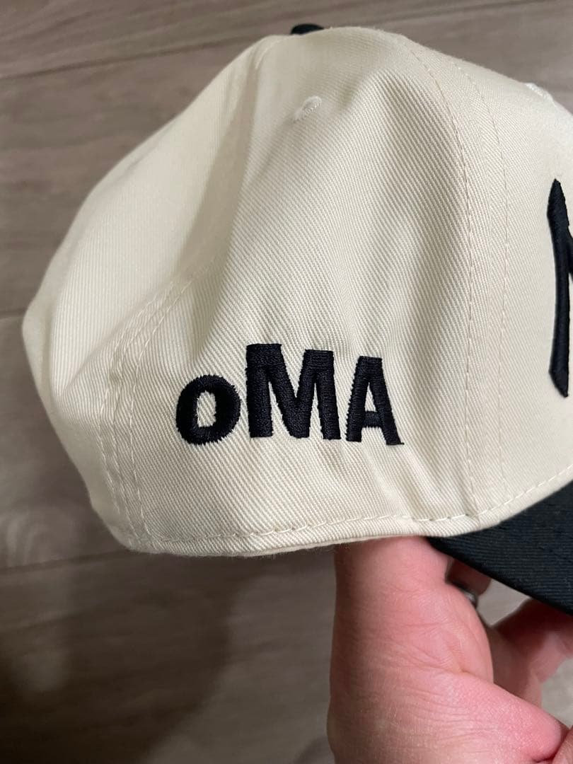OMA Studios ベースボールキャップ