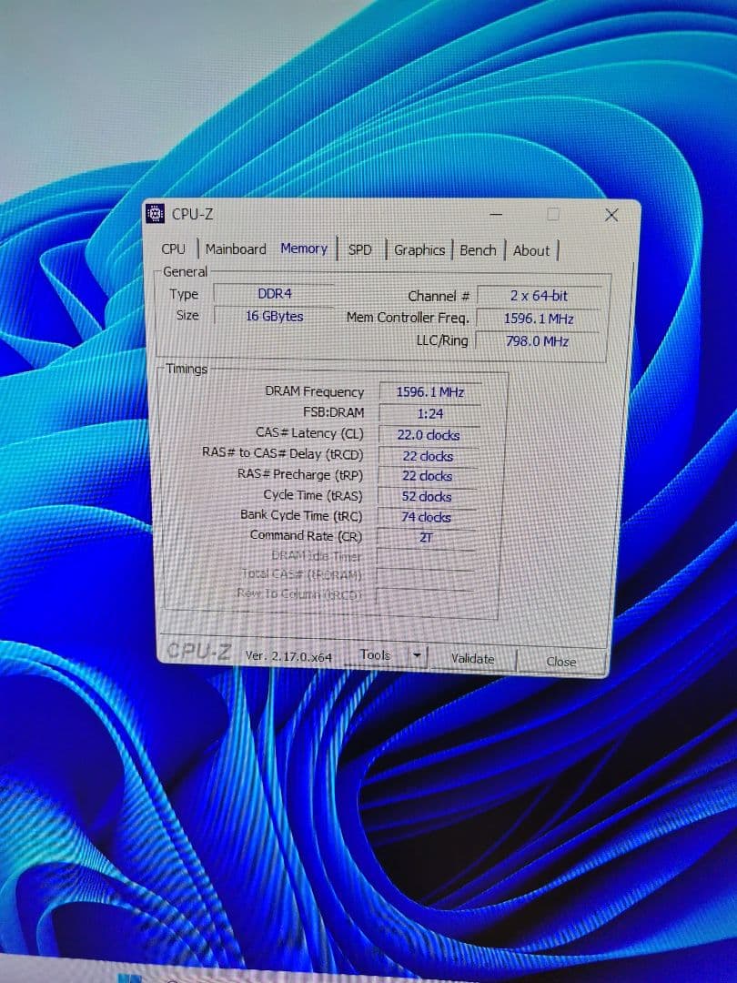 Core i3-12100F / GTX960 / メモリ16GB