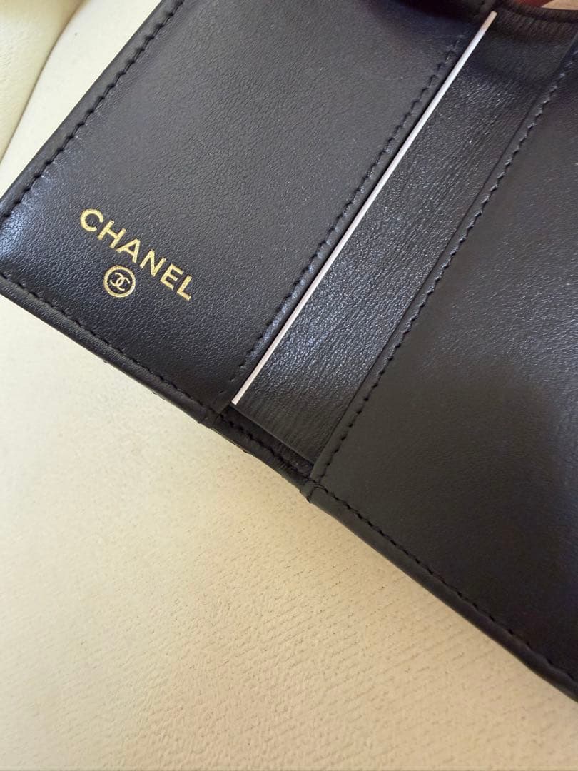 D*D様 T*U様 CHANEL レザー シャイニー グレインド カーフスキン