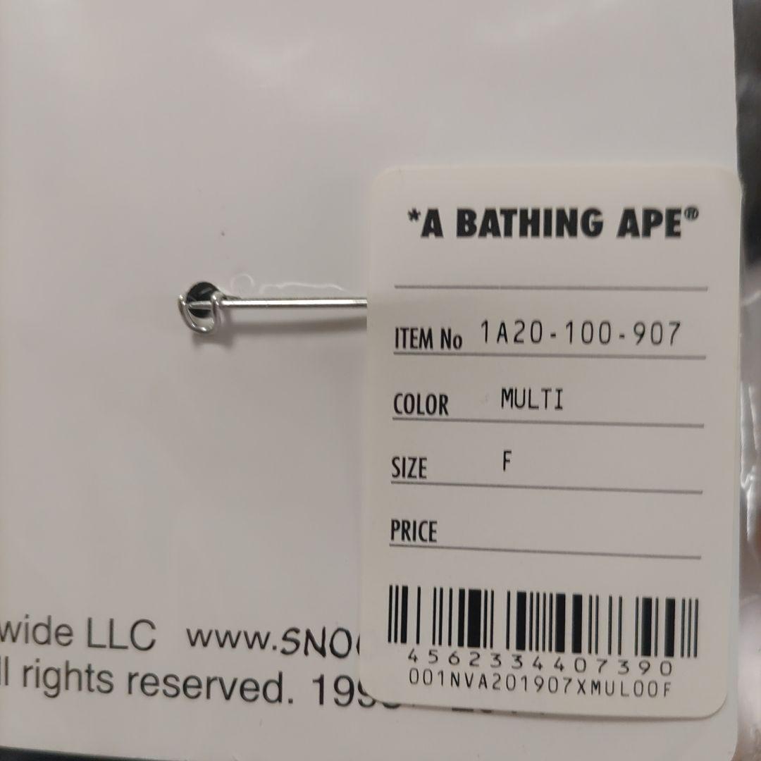 伊勢丹コラボ限定☆A BATHING APE × SNNOPYノベルティ缶バッチ