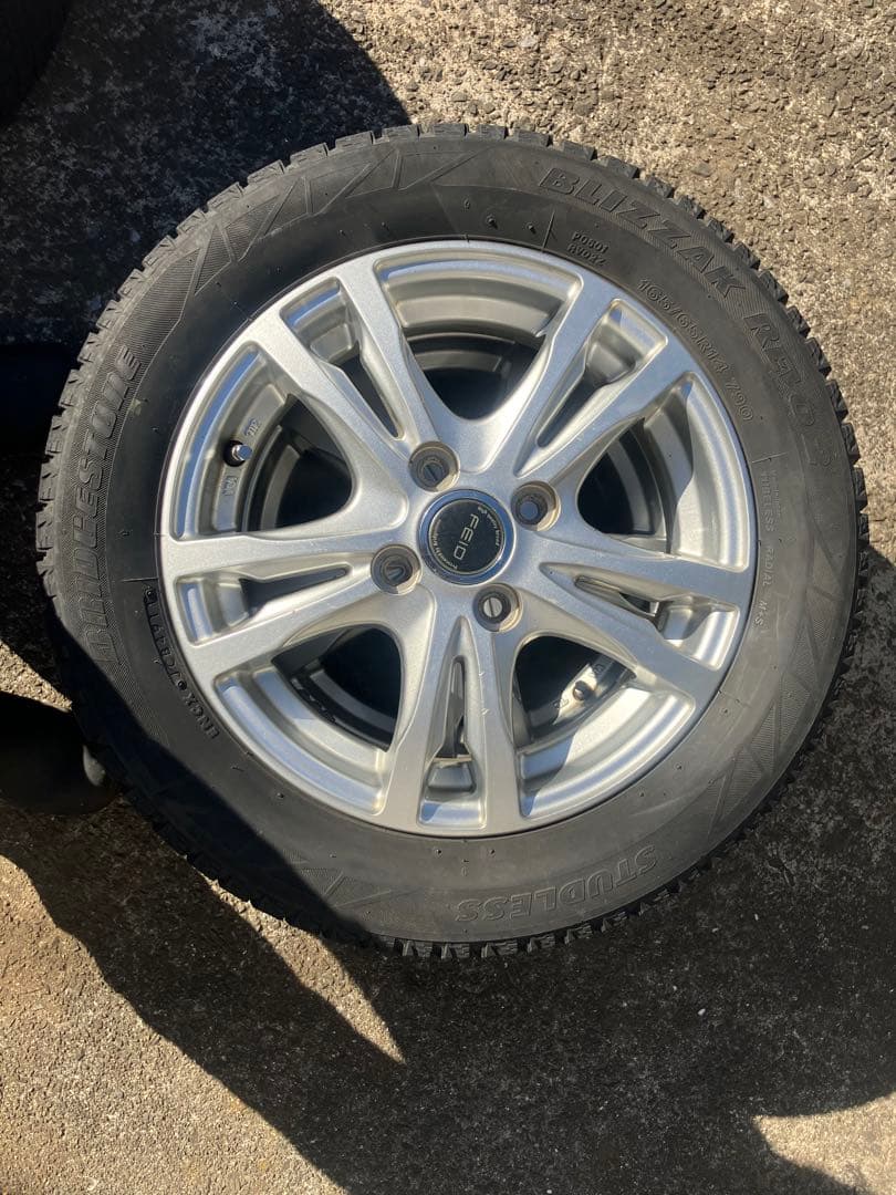 ブリザック REVO スタッドレスタイヤ 165/65R14 79Q ホイール付