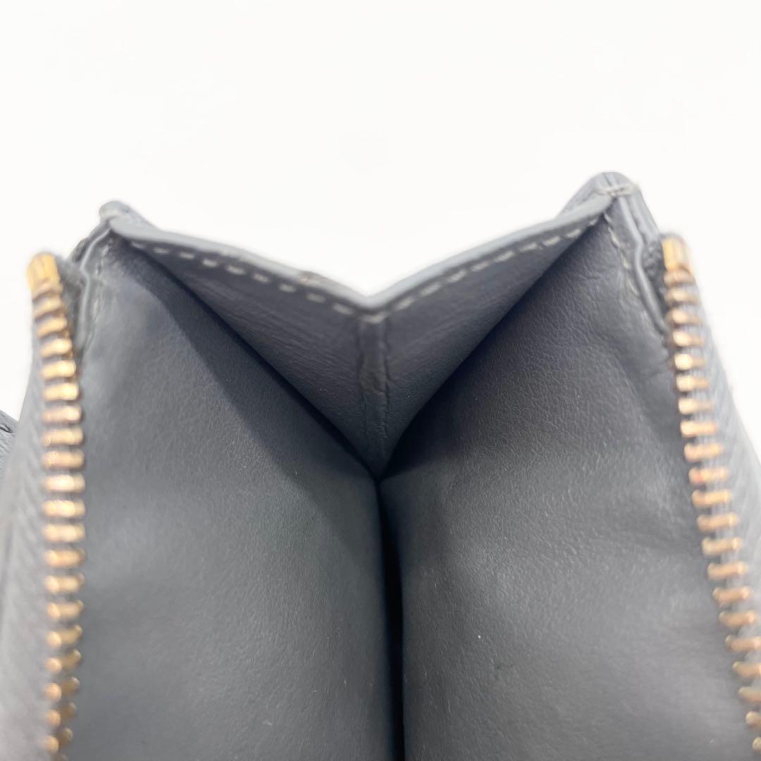 BOTTEGA VENETA マキシイントレチャート　二つ折り財布　グレー