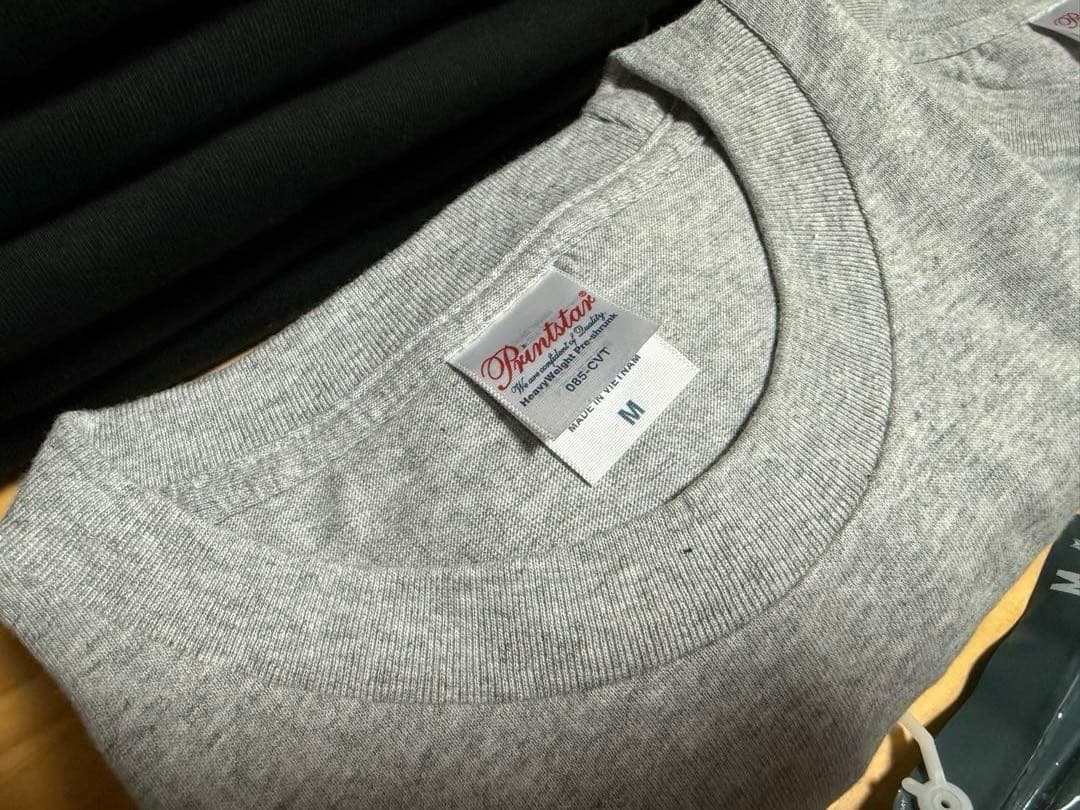 プリントスターTシャツ　32枚まとめ　新品未使用サイズ色々ユニクロ　タンクトップ