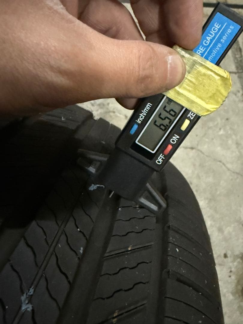225/55R19 プライマシーSUV バリ山