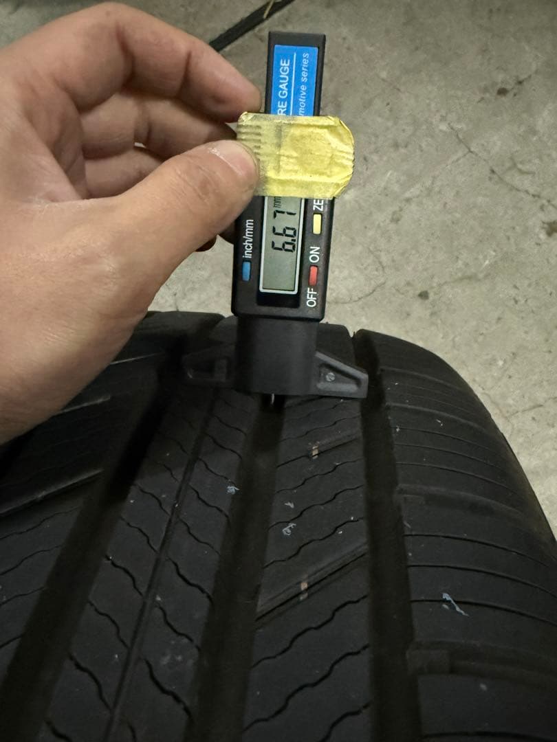 225/55R19 プライマシーSUV バリ山