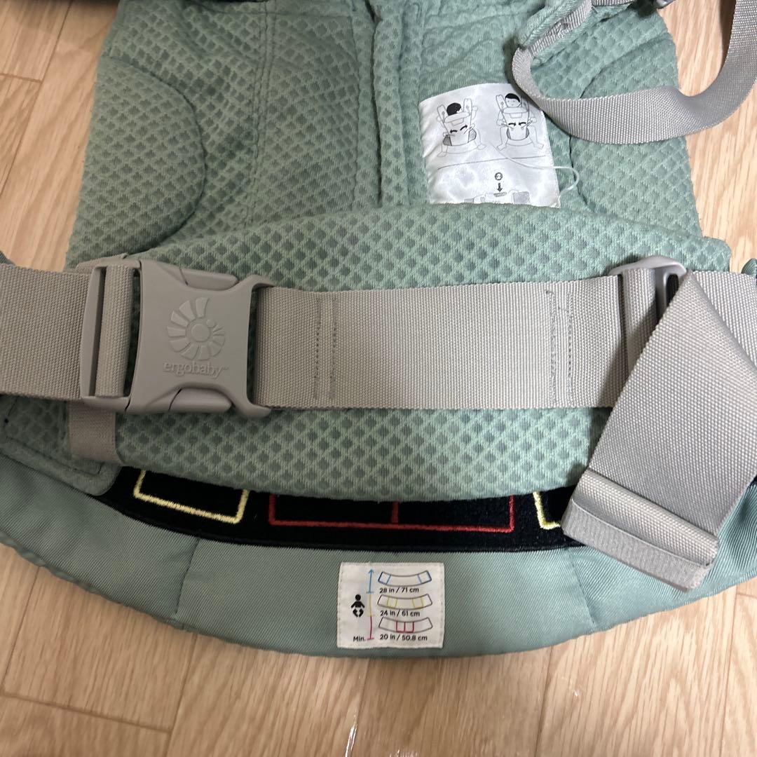 Ergobaby OMNI Breeze sage green 付属品完品