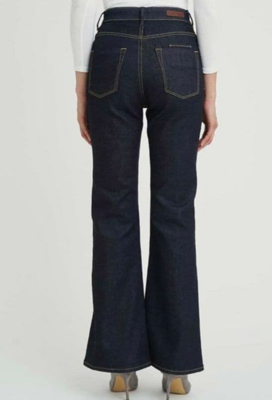 YANUK ブーツカットデニム 25インチ