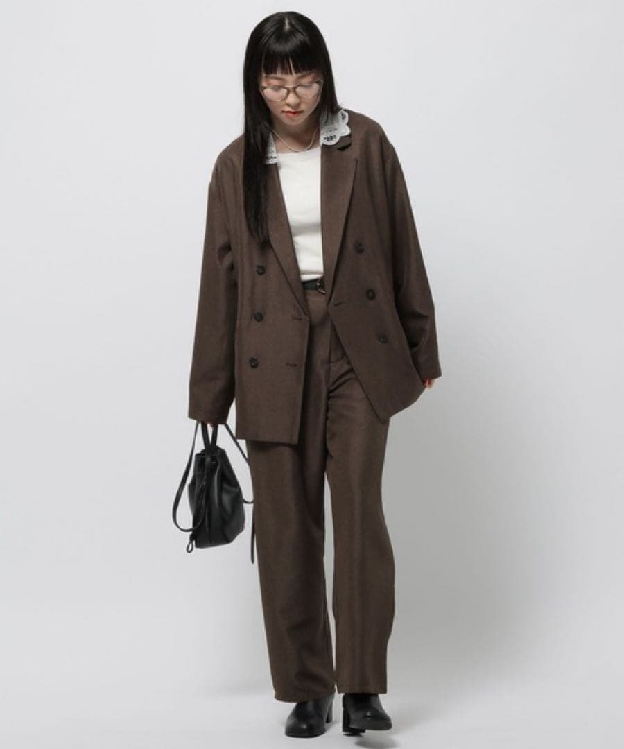 nikoand 2way襟レースビッグジャケット　タックストレートパンツ