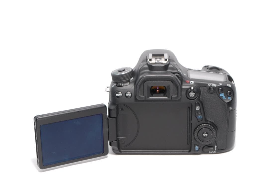✨Canon EOS 70D ✨高性能モデル✨高速AF＆手ぶれ補正✨一眼レフ