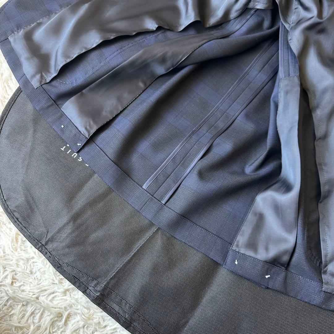 新品未使用✨紺ブレ　HILTON　カノニコ生地　金ボタン　チェック　青　段返り