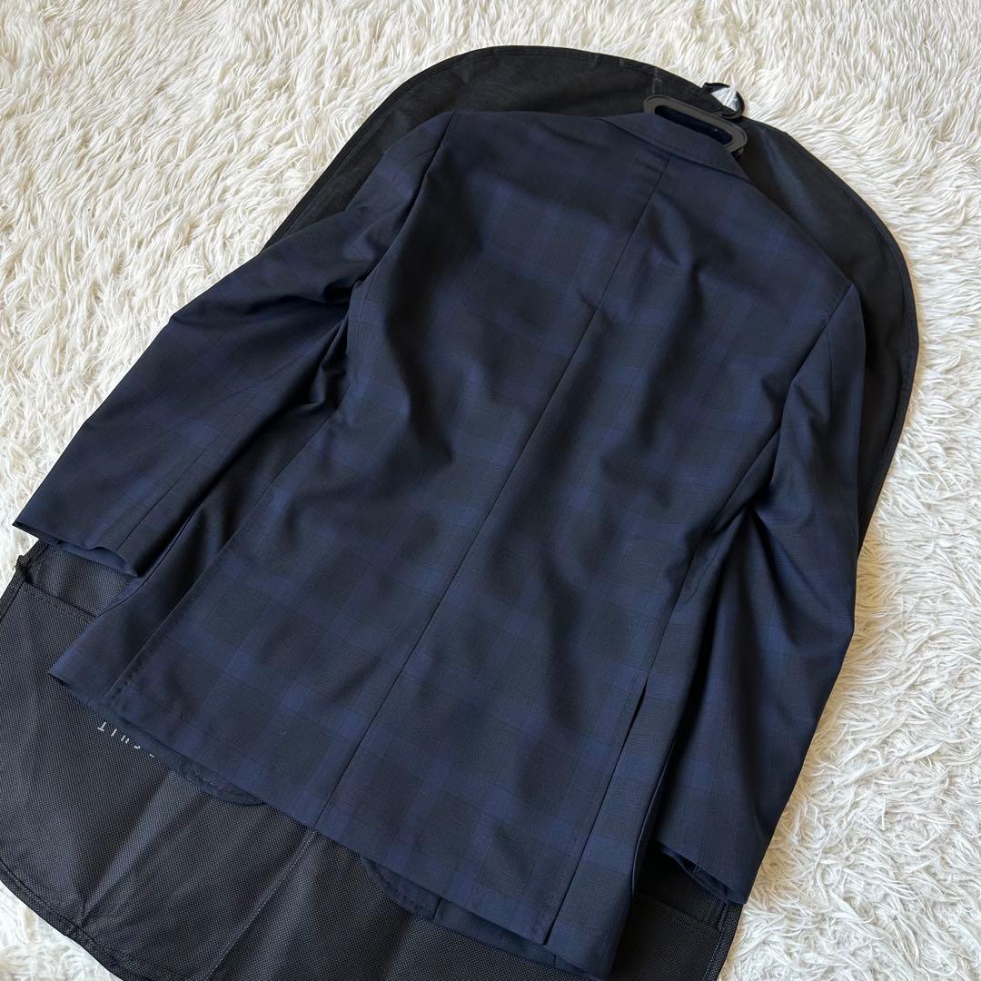 新品未使用✨紺ブレ　HILTON　カノニコ生地　金ボタン　チェック　青　段返り