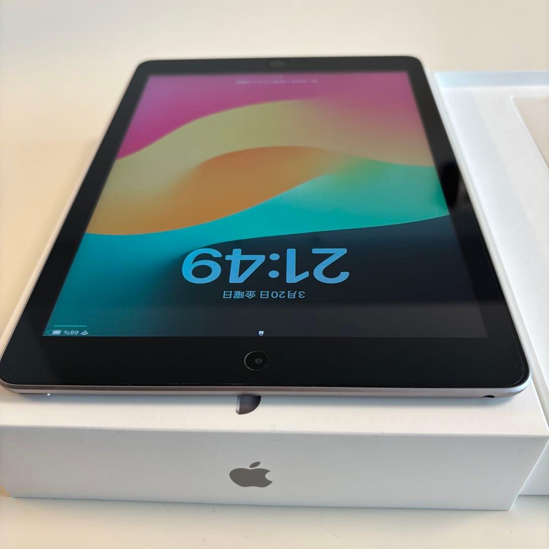 【極美品・付属品完備】iPad 第6世代 32GB シルバー｜画面・外装傷なし