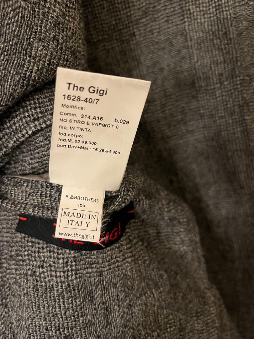 ゆ*ん様 THEGIGIザジジ　tweedテーラードジャケット　グレー　46