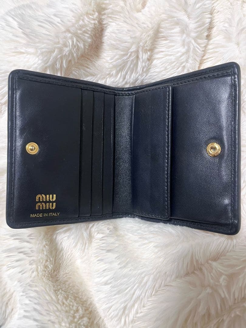 あんしん鑑定 MIU MIU ブラックレザー二つ折り財布